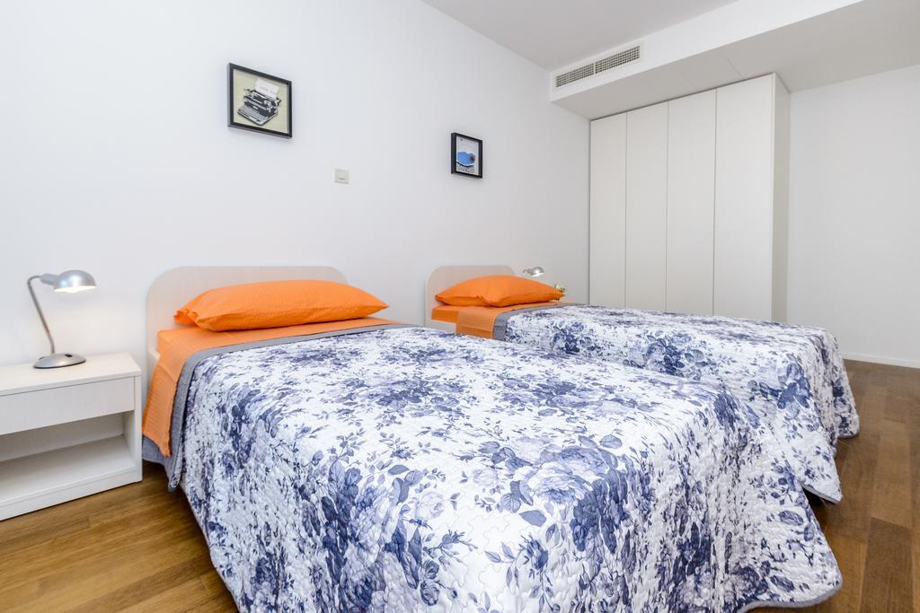 Apartments Dvori Lapad 2 Direct Sea View Dubrovnik Buitenkant foto